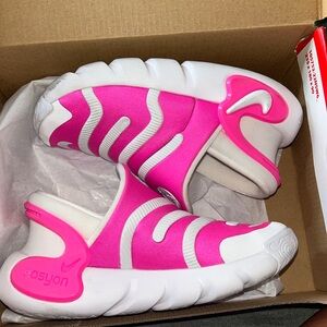 Nike Dynamo 2 Easyon